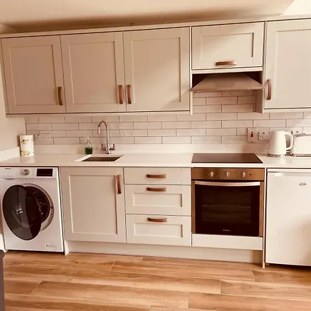 Teach Maire, * Downings