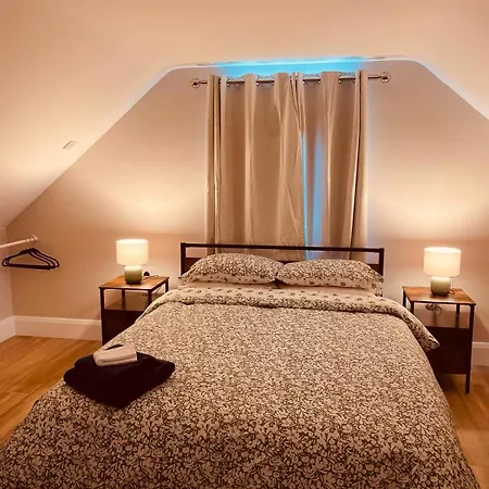 Teach Maire, Feriehus