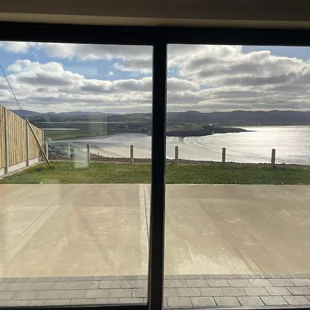 Feriehus Teach Maire, Downings