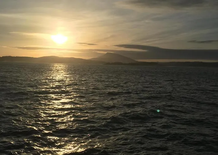 Teach Maire, * Downings