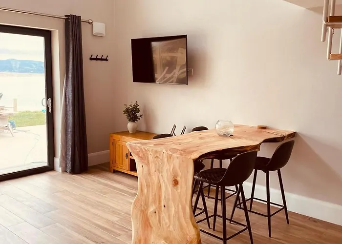 Teach Maire, Hébergement de vacances Downings